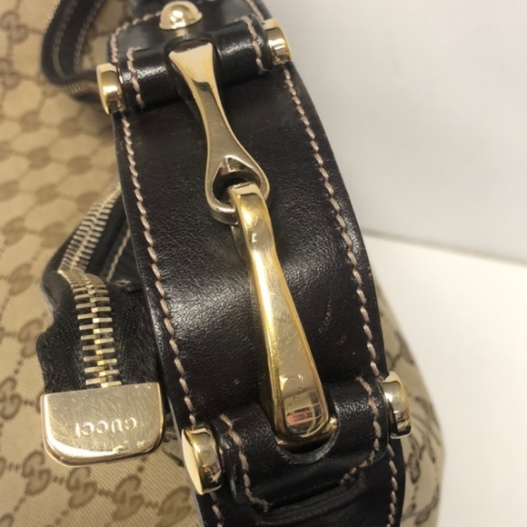 Gucci Natural Monogram Canvas Pelham Hobo Bag - Picture 6 of 14